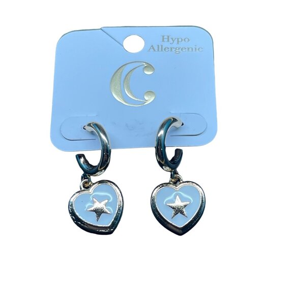Charming Charlie MSRP $14 Hypoallergenic Gold & White Heart Star Earrings Set - Picture 2 of 5